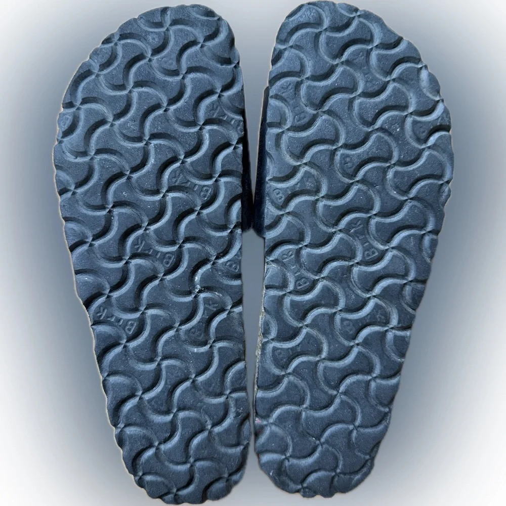 Birkenstock Madrid Classic Black Slip-On Sandals - Picture 6 of 6